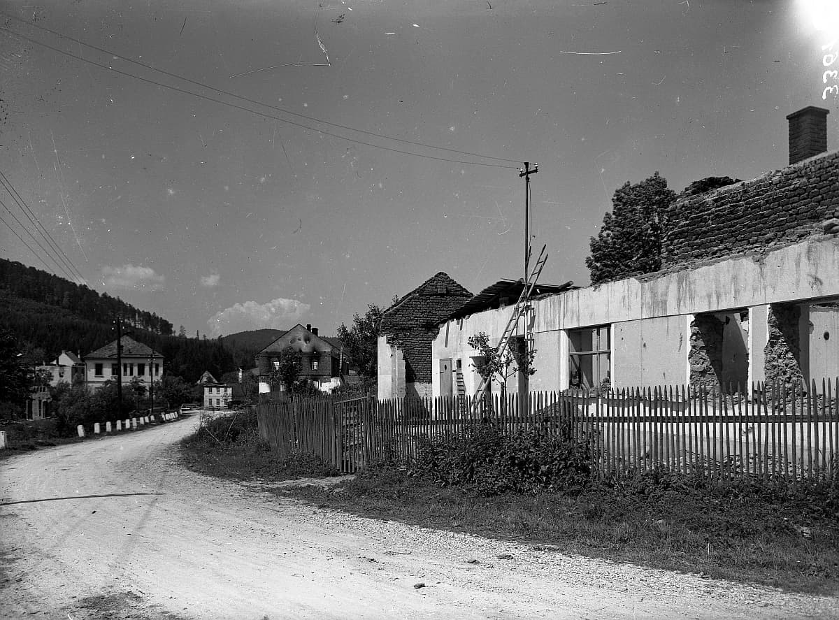 Javoříčko krátce po vypálení v květnu 1945, snímek 16